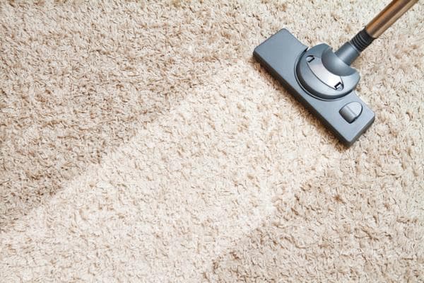 Limpieza de alfombras en Madrid con recogida y tratamiento profesional